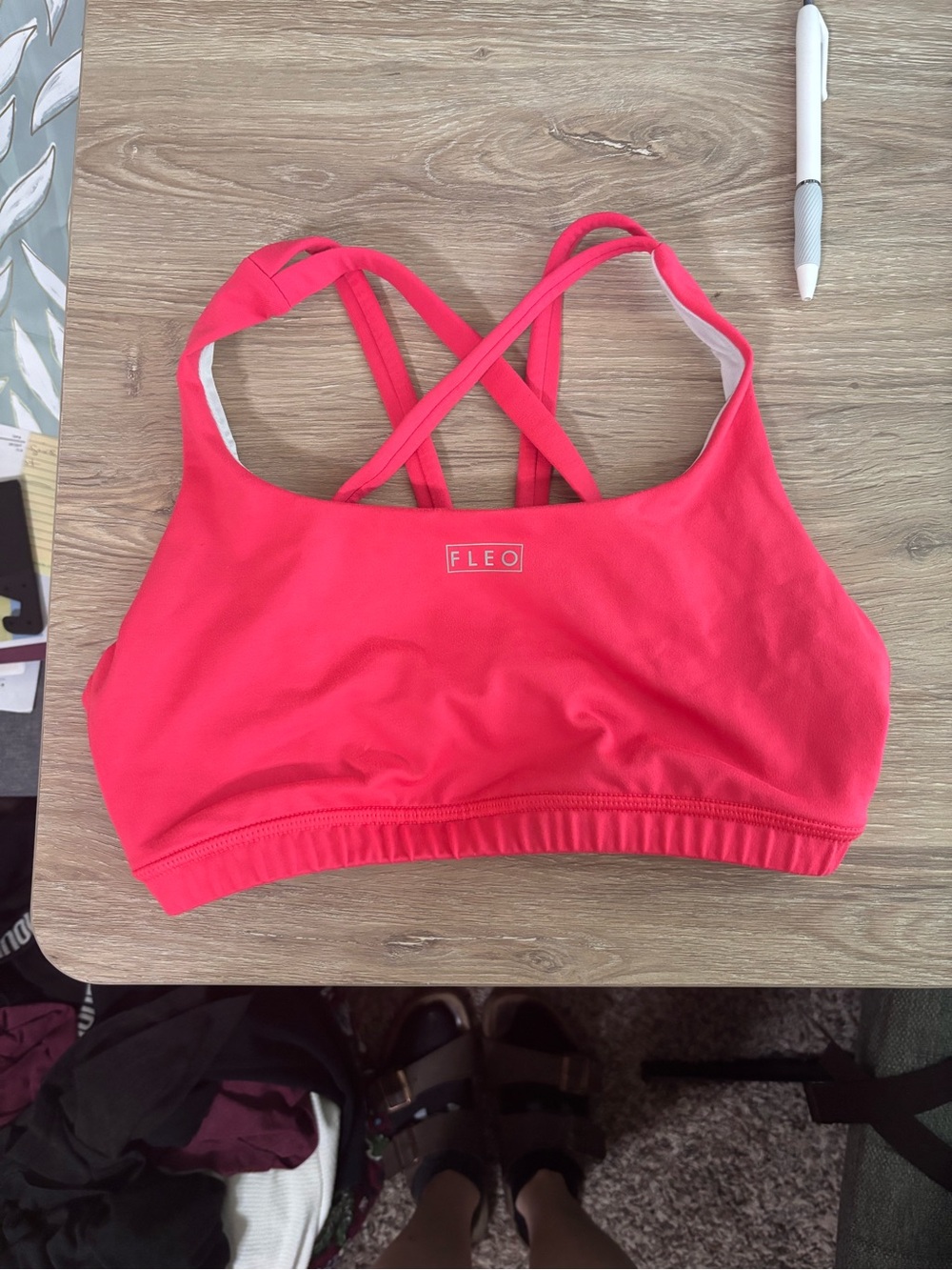 FLEO Women’s Neon Pink Isla Sports Bra
